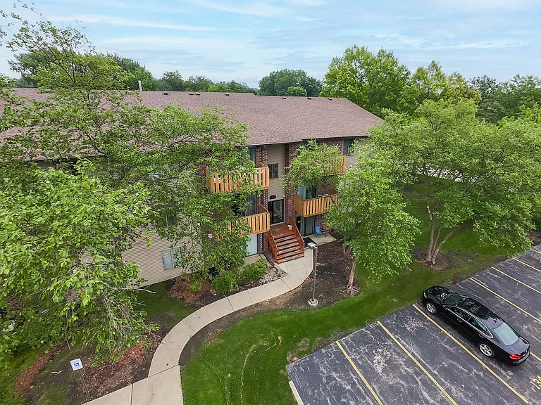 718 Rodenburg Rd #206 — Photo 2