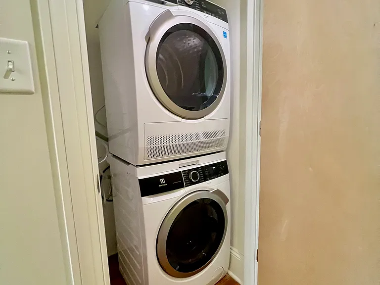 In-unit washer and dryer.