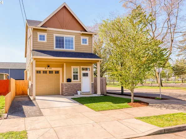 8906 SE Claybourne St, Portland, OR 97266