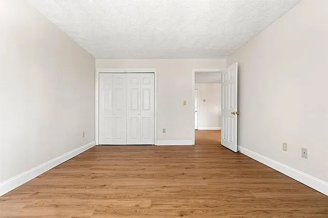 555 Calef Rd #3 — Photo 7