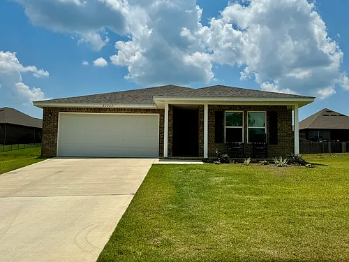21747 Sutherland Cir Photo 1
