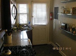 49 Crittenden St NE 006