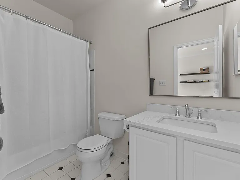 4039 Cray Dr — Photo 47