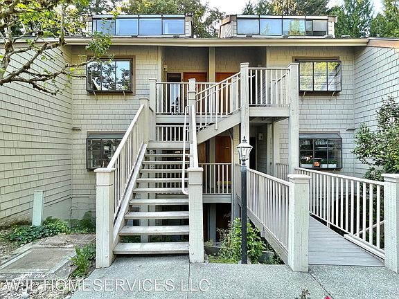 3rd image of 3927 108th Ave NE Unit A-302