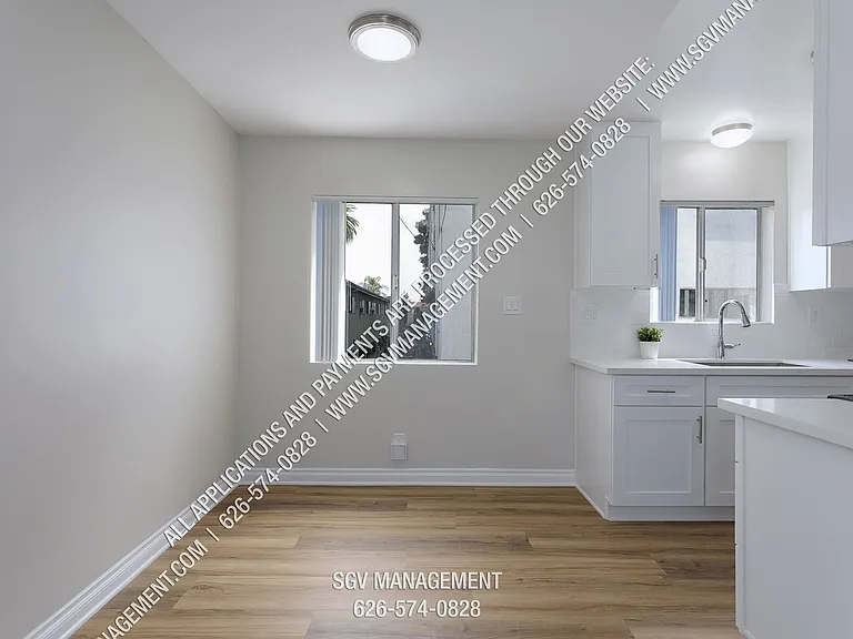 830 Elm Ave — Photo 7