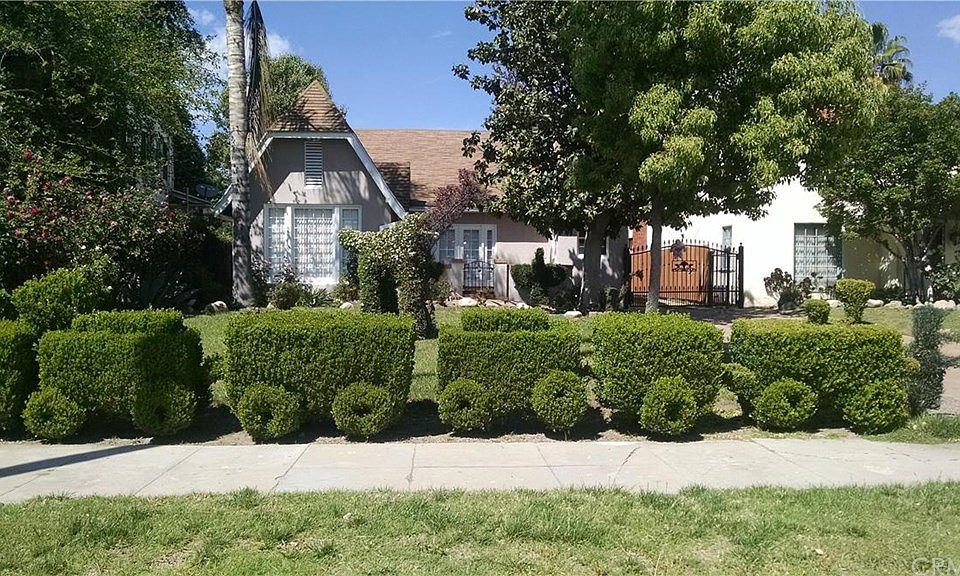 2nd image of 324 W 18th St