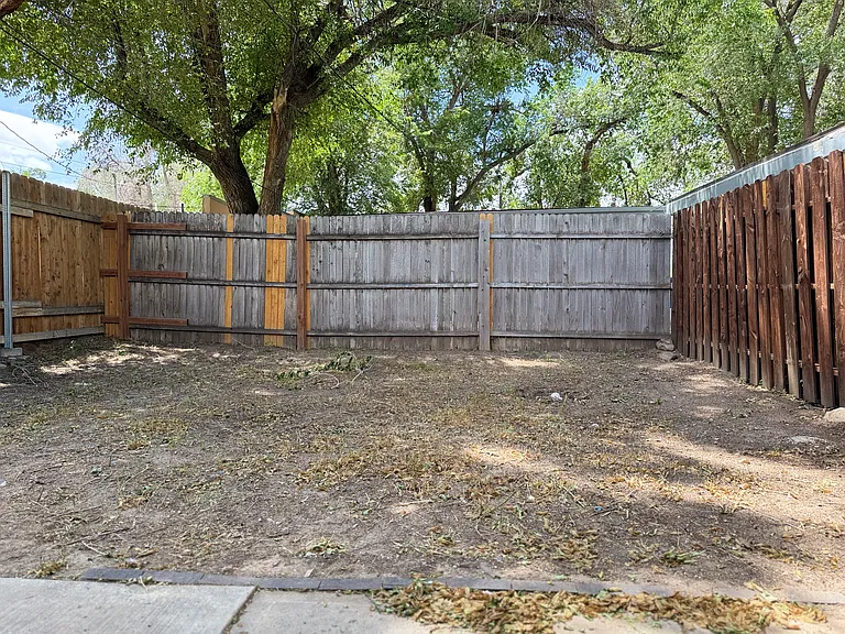 2412 E Saint Vrain St #B — Photo 13