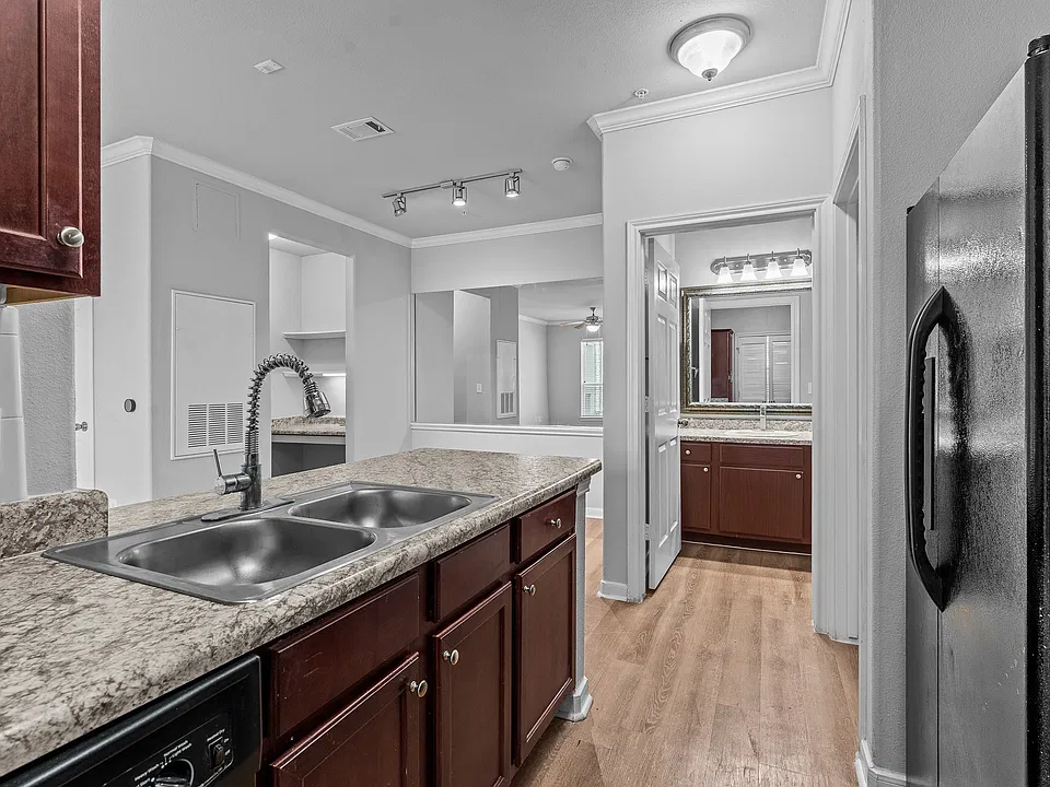 Boulder Creek Apartments