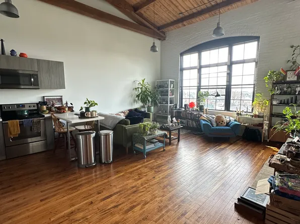 36 Cromwell St, Providence, RI