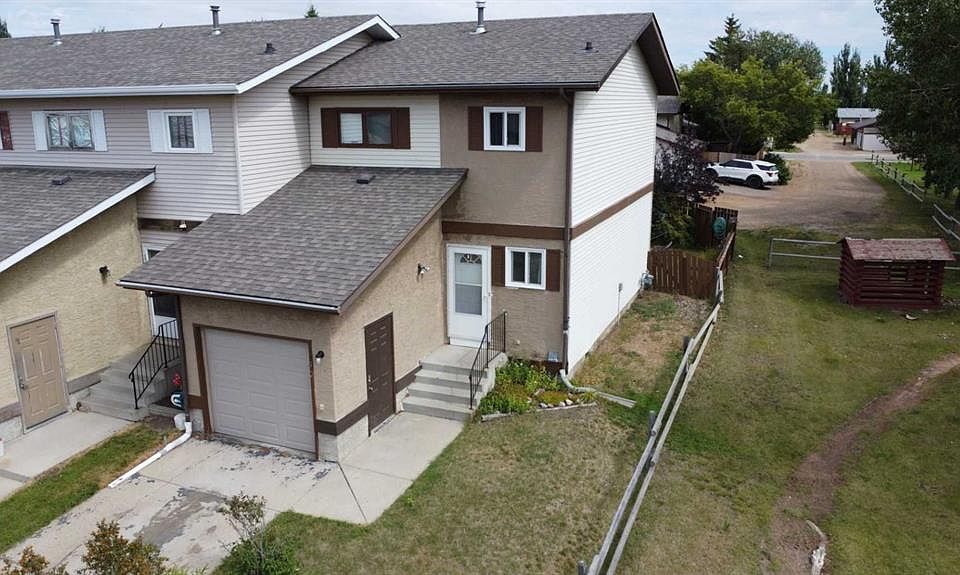 1st image of 130 W Winkler Dr