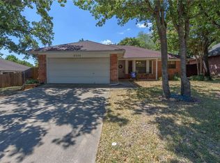 2300 Oak Park Dr, Denton, TX 76209