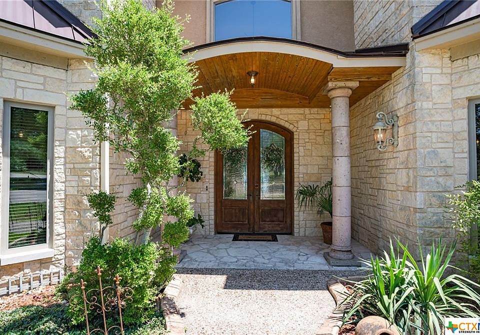 1st image of 4663 Lago Vista Dr