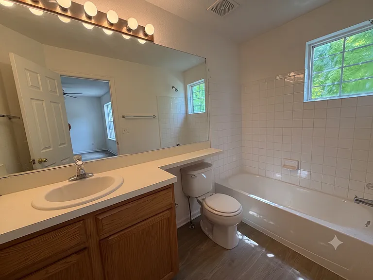 12139 Applewood Ct — Photo 12