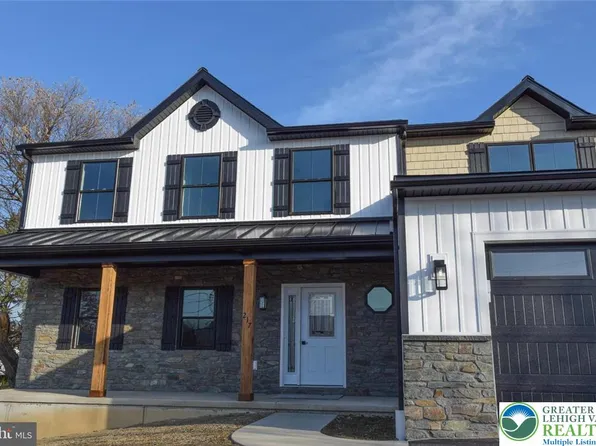 217 E Wilson Ave, Wernersville, PA 19565