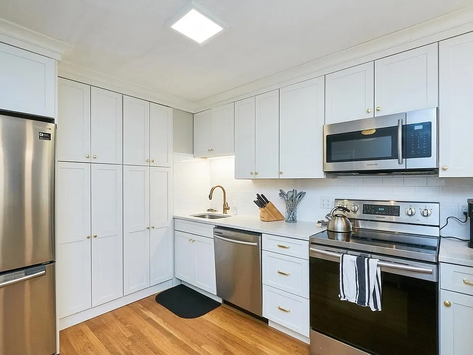 400 Savin Hill Ave #16
