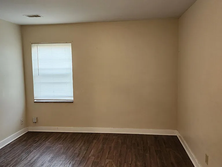 4407 Henry Ave #2 — Photo 11