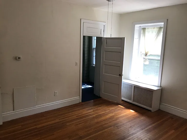 18 N Highland Ave #1A — Photo 2