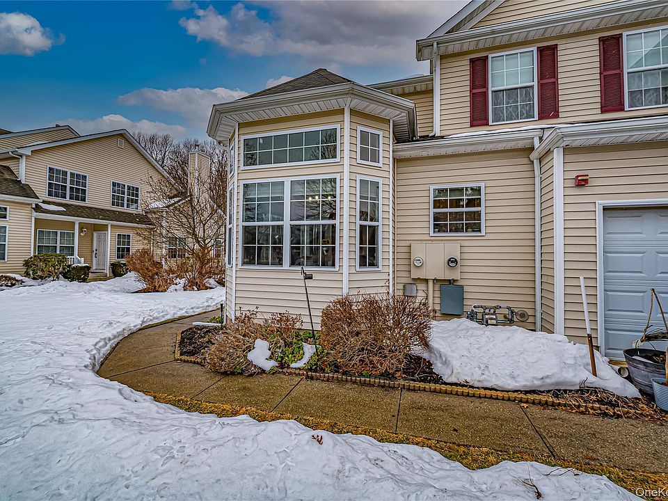 1st image of 78 Cranberry Circle