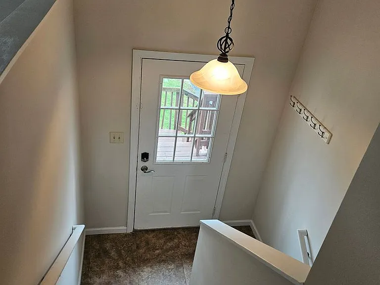 2105 Circleville Rd — Photo 18