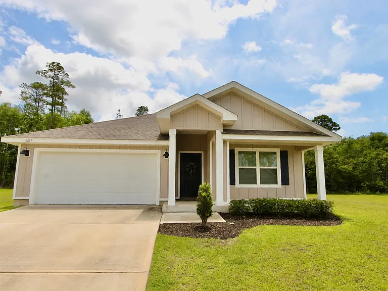 6817 Interlachen Ln — Photo 1