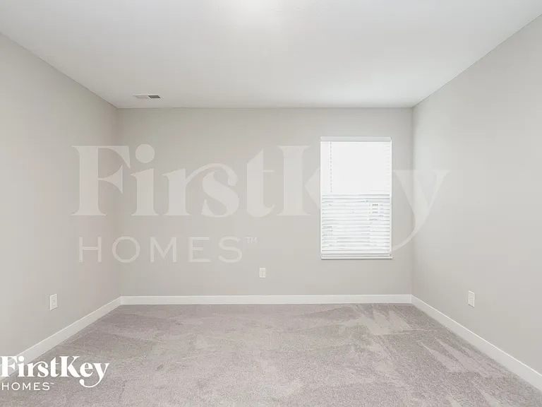 2335 S Carlota Dr — Photo 8