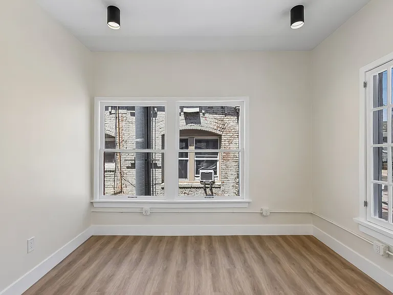 4452 Finley Ave #11 — Photo 11