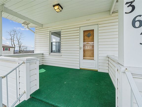 4th image of 363 Oak Spring Rd