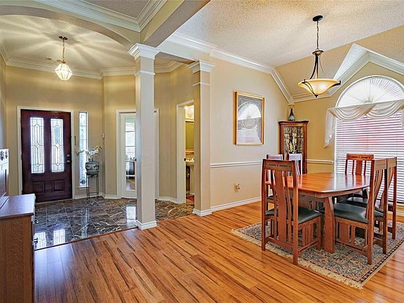 4th image of 6805 Briarwood Dr