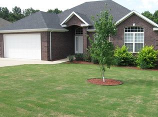 12 Queensferry Dr, Bella Vista, AR 72715