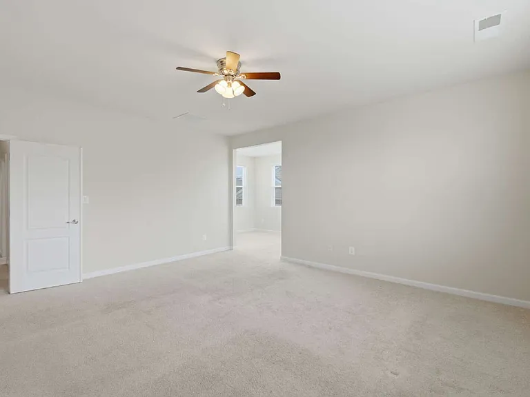 20920 Ashburn Heights Dr — Photo 37