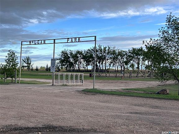 5th image of 1.19 Acre Lot Railway AVENUE