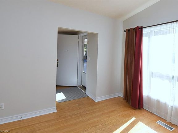 5th image of 5 Ronaldshay Ave