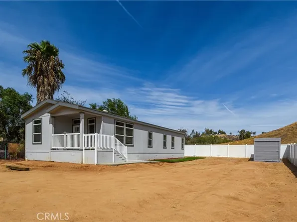 28186 Wells Fargo Rd, Lake Elsinore, CA 92532