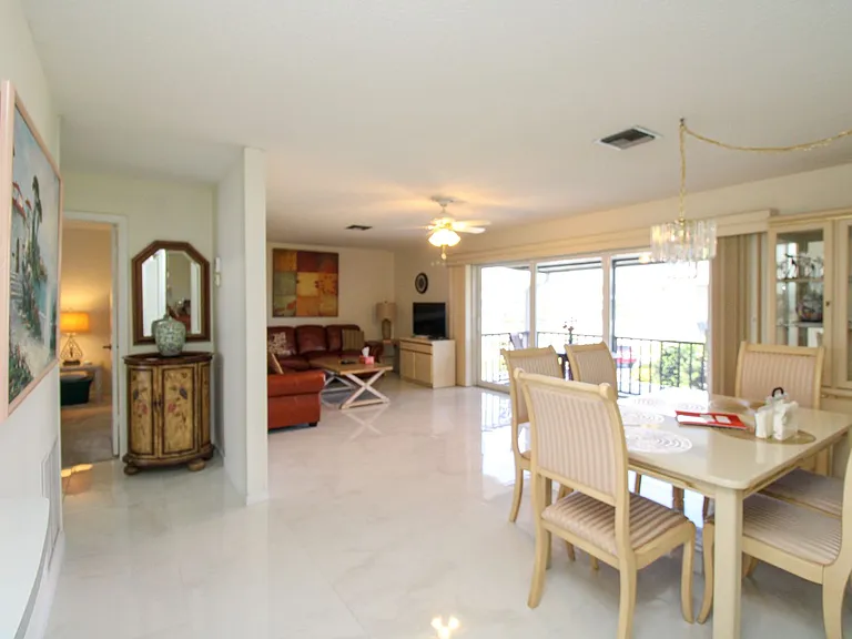 239 Palm Dr #2 — Photo 10