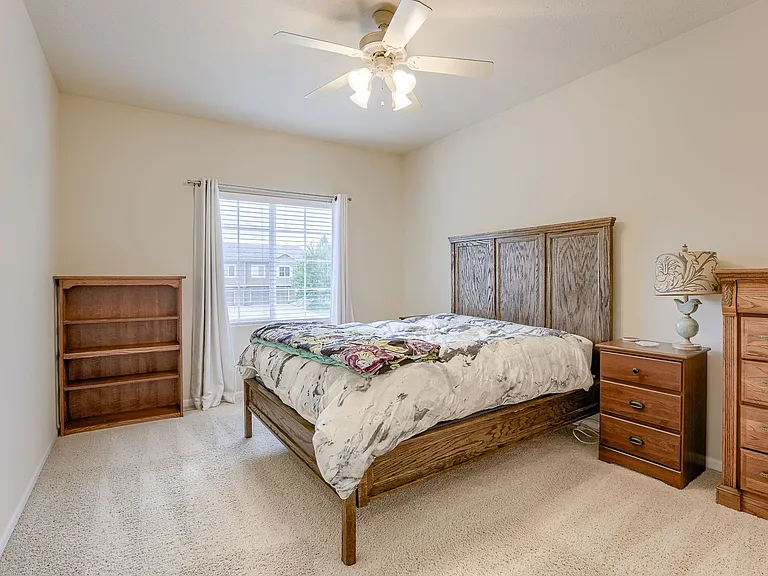 19155 Drexel Cir — Photo 10