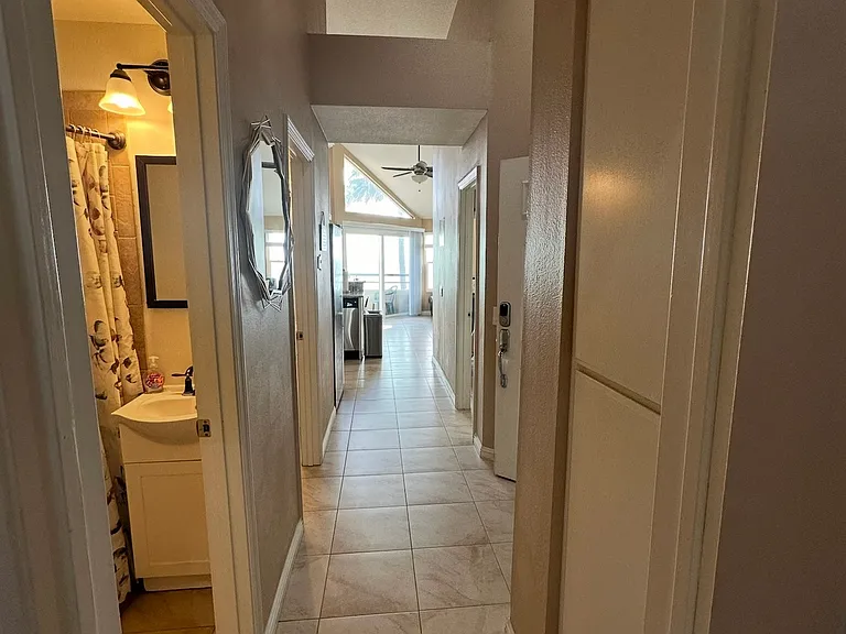 1200 Pacific Coast Hwy #415 — Photo 41