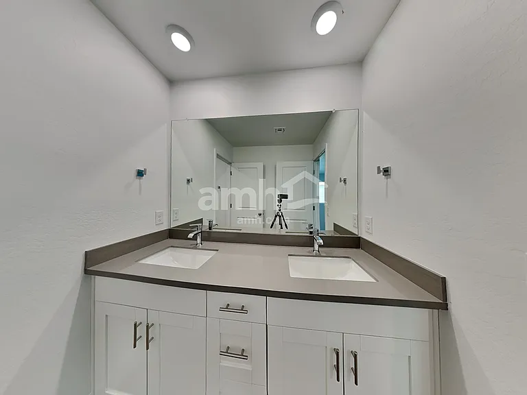 17148 W Townley Ave — Photo 16