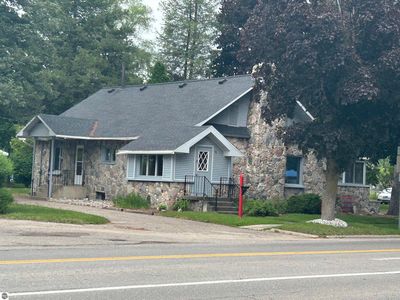 613 E Cayuga St, Bellaire, MI, 49615