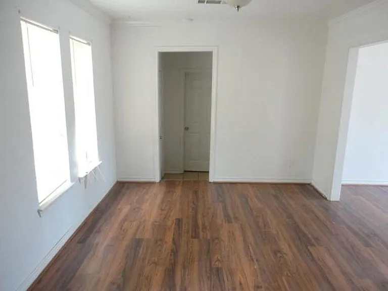 605 Lipscomb St — Photo 4