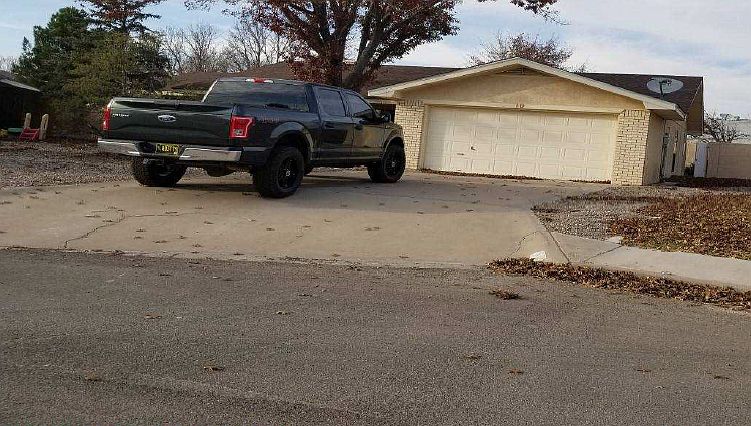 2nd image of 10 La Paz St