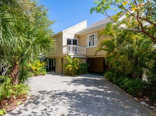 1004 Spanish Laurel Ln, Sanibel, FL 33957