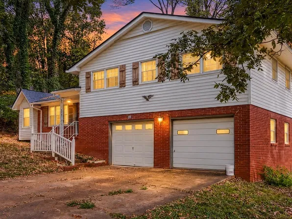 2008 Stapp Dr NE, Huntsville, AL 35811