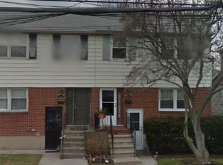 11-18 127th St, College Point, NY 11356