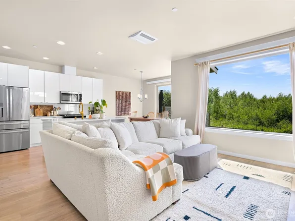 4833 Springside Street, Bellingham, WA 98226