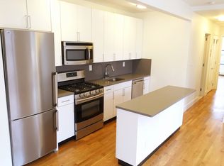 3303 Ditmars Blvd, Astoria, NY 11105