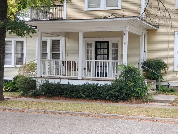 2nd image of 2325 Thornhill Ave #1