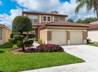 4240 NW 1st Dr, Deerfield Beach, FL 33442