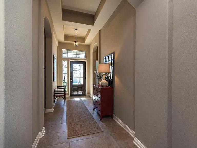339 Atlanta Park Dr — Photo 3