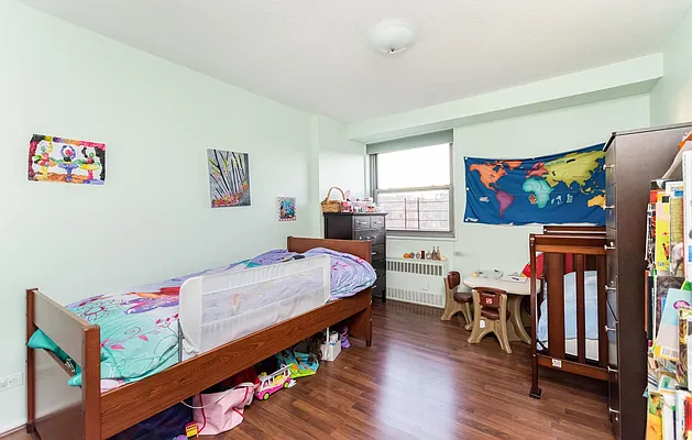 Sold by Re/Max In The City | media 12