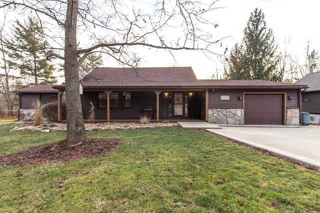 1st image of 3394 Shad Dr E